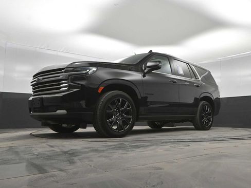 Used 2023 Chevrolet Tahoe High Country AWD/4WD image 33