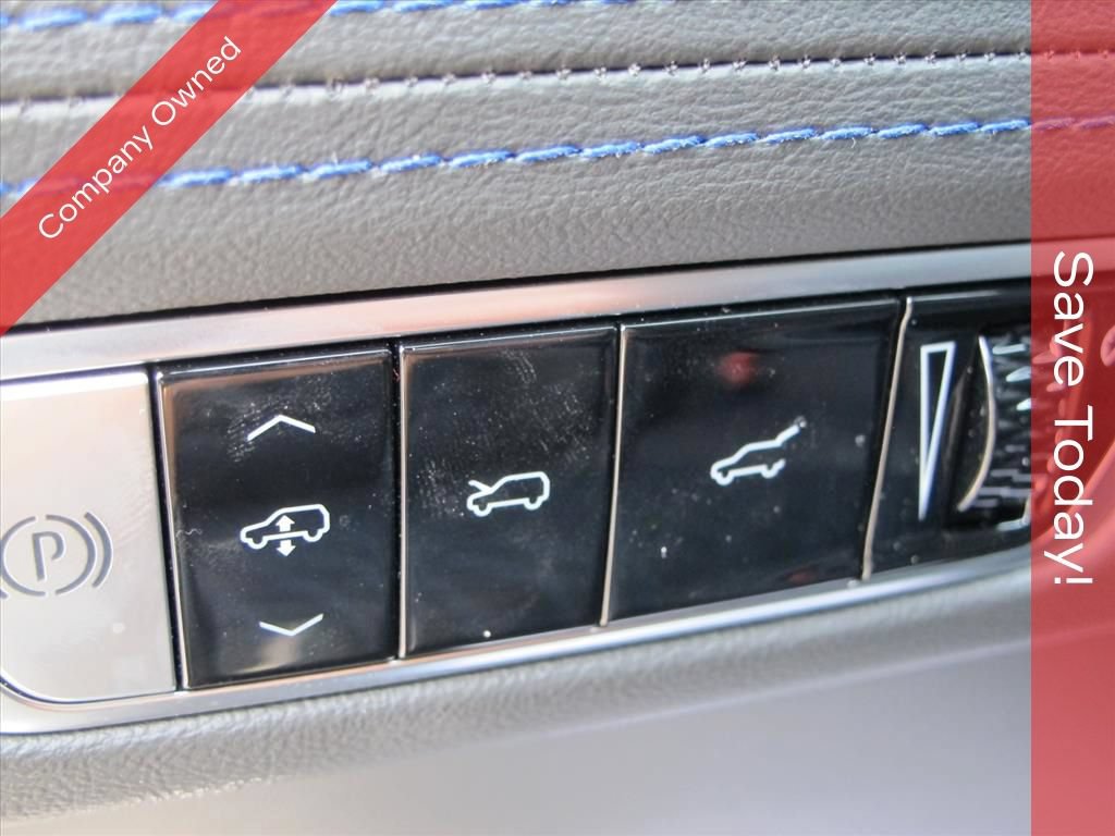 New 2026 Cadillac Escalade IQ Sport 1 w/ LPO, ONYX Package AWD/4WD image 14