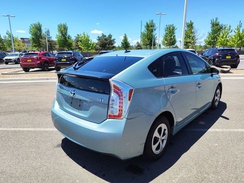 Used 2013 Toyota Prius Four FWD image 3