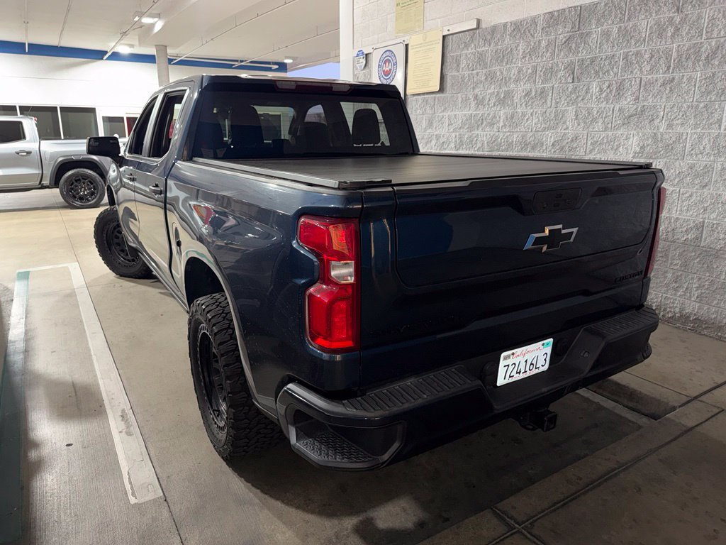 Used 2022 Chevrolet Silverado 1500 Custom w/ LPO, Dark Essentials Package RWD image 6