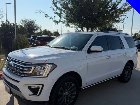 Used 2019 Ford Expedition Limited w/ Equipment Group 301A AWD/4WD image 2