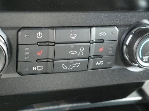 Used 2019 Ford F150 XLT w/ Equipment Group 302A Luxury image 5