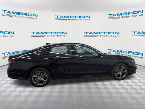 Used 2023 Honda Accord EX image 6
