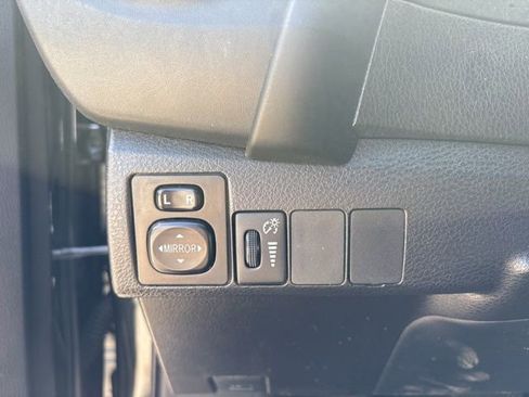 Used 2019 Toyota Corolla SE FWD image 23