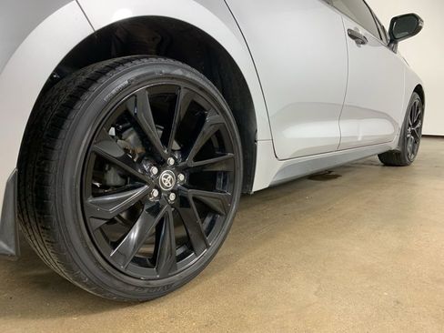 Used 2022 Toyota Corolla SE FWD image 9