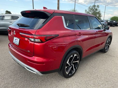 Used 2023 Mitsubishi Outlander SE AWD/4WD image 5