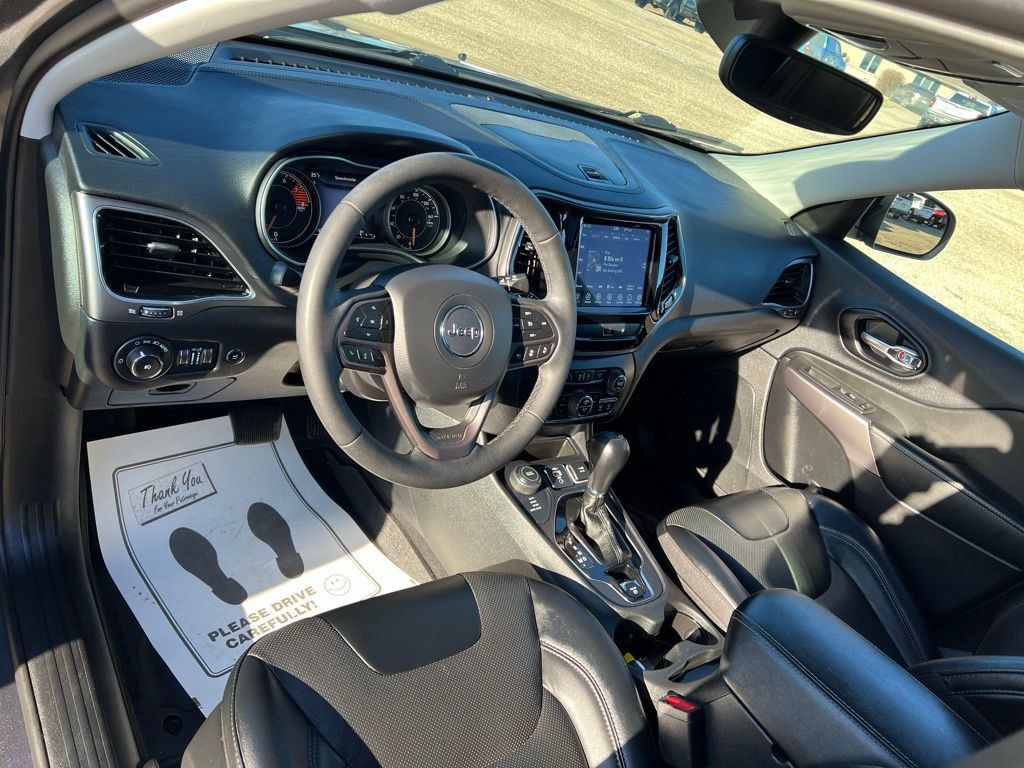 Used 2022 Jeep Cherokee Limited w/ Mopar Interior Package AWD/4WD image 22