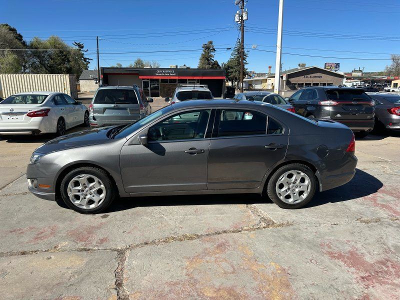 Used 2010 Ford Fusion SE FWD image 4