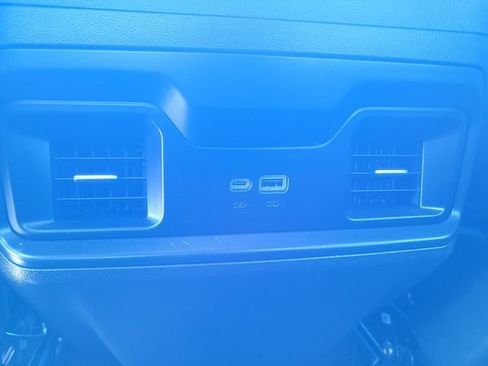 Used 2024 Chevrolet Silverado 1500 LT Trail Boss w/ Convenience Package II AWD/4WD image 14