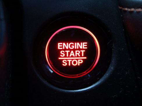 Used 2025 Honda HR-V Sport image 31