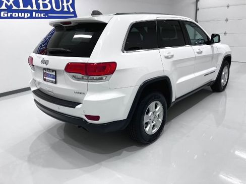 Used 2017 Jeep Grand Cherokee Laredo image 8