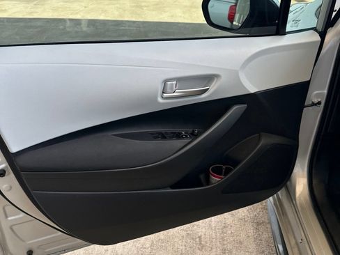 Used 2026 Toyota Corolla SE FWD image 14