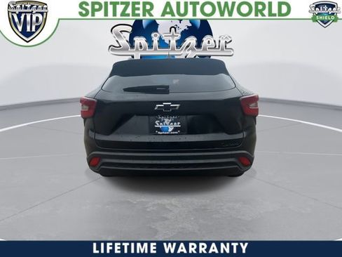 New 2026 Chevrolet Trax LT w/ Midnight Edition image 7