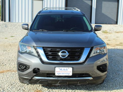 Used 2018 Nissan Pathfinder S image 8