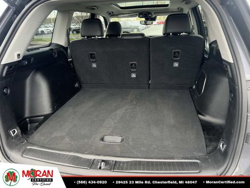 Used 2024 Jeep Grand Cherokee Limited w/ Black Appearance Package AWD/4WD image 12