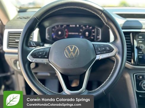 Used 2022 Volkswagen Atlas SE AWD/4WD image 16