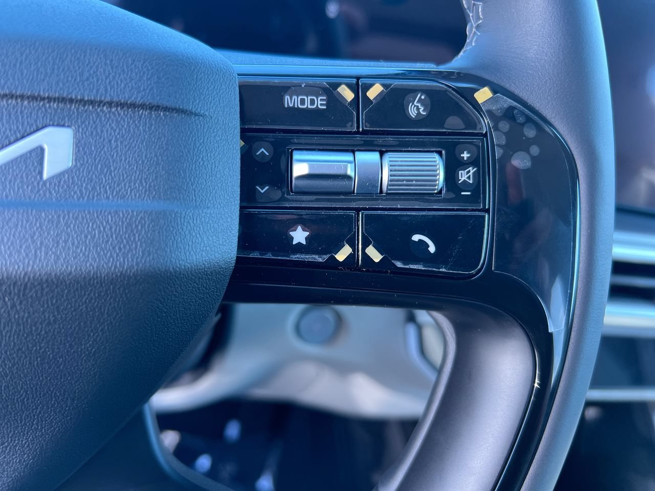New 2026 Kia Sorento S w/ S Panoramic Sunroof Package FWD image 18