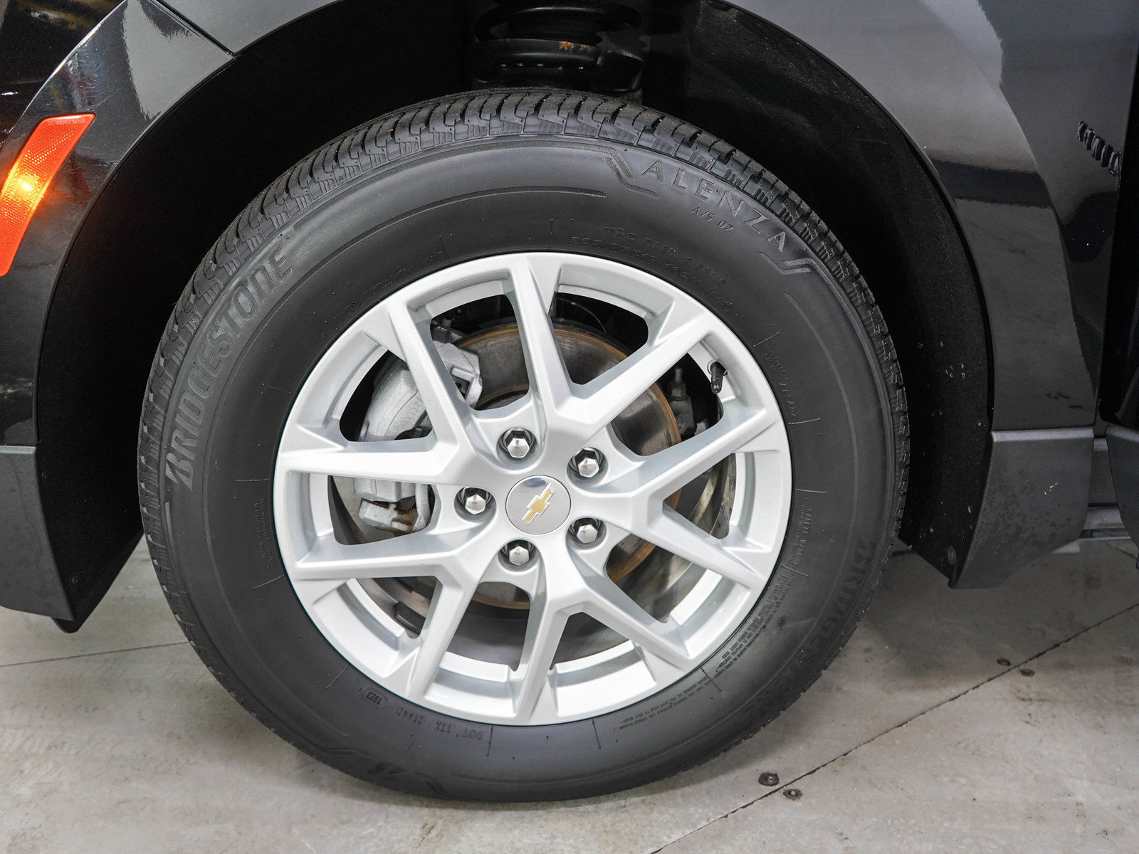 Used 2024 Chevrolet Equinox LT AWD/4WD image 29