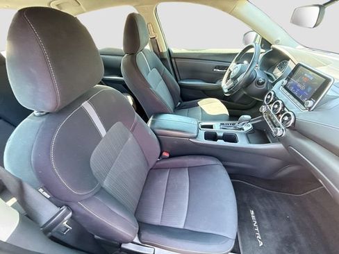 Used 2023 Nissan Sentra SV FWD image 32