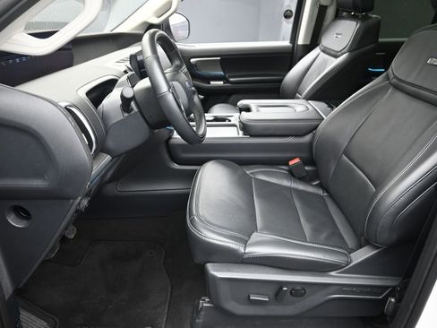 Used 2025 Ford Expedition Max Platinum image 16