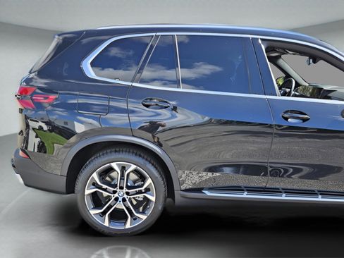 New 2026 BMW X5 sDrive40i image 41