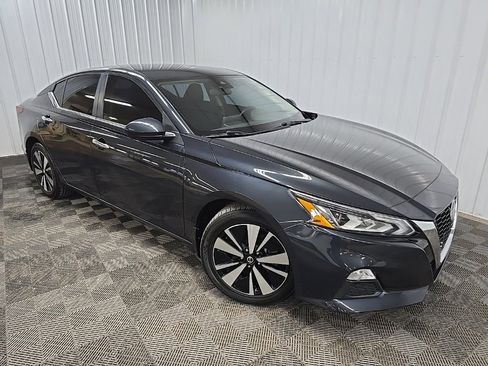 Used 2022 Nissan Altima 2.5 SV image 7