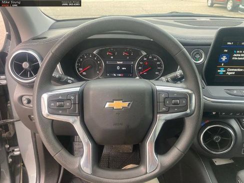 Used 2023 Chevrolet Blazer LT w/ Driver Confidence Package FWD image 18