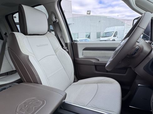 Used 2025 RAM 2500 Laramie image 19