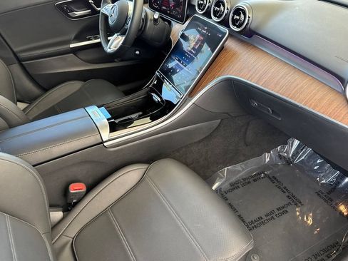 Used 2024 Mercedes-Benz C 300 Sedan image 18