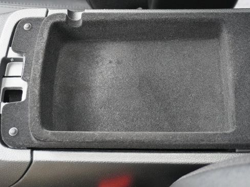 Used 2022 Jeep Grand Cherokee Laredo X image 20