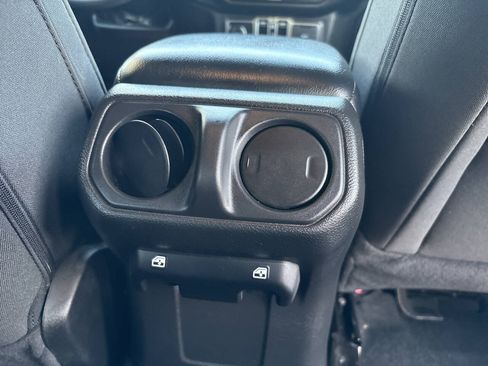 Used 2023 Jeep Wrangler Unlimited w/ 8.4" Radio Group AWD/4WD image 28