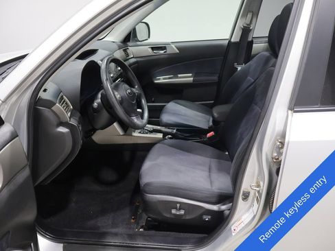Used 2010 Subaru Forester 2.5X Premium AWD/4WD image 2