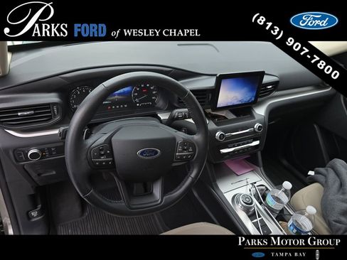 Used 2020 Ford Explorer XLT w/ Class III Trailer Tow Package image 5