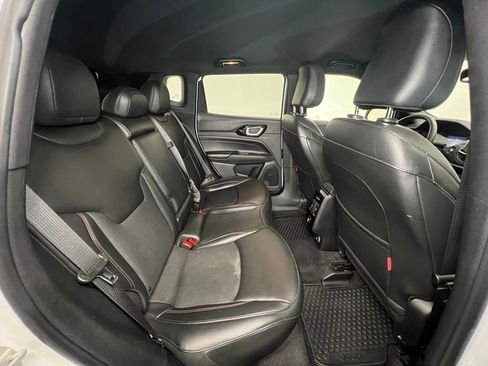 Used 2023 Jeep Compass Trailhawk image 9