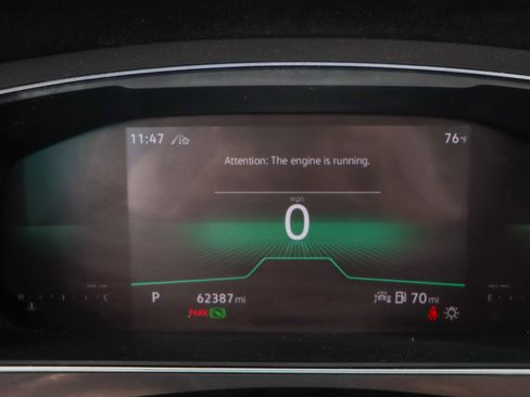 Used 2022 Volkswagen Tiguan SE R-Line image 15