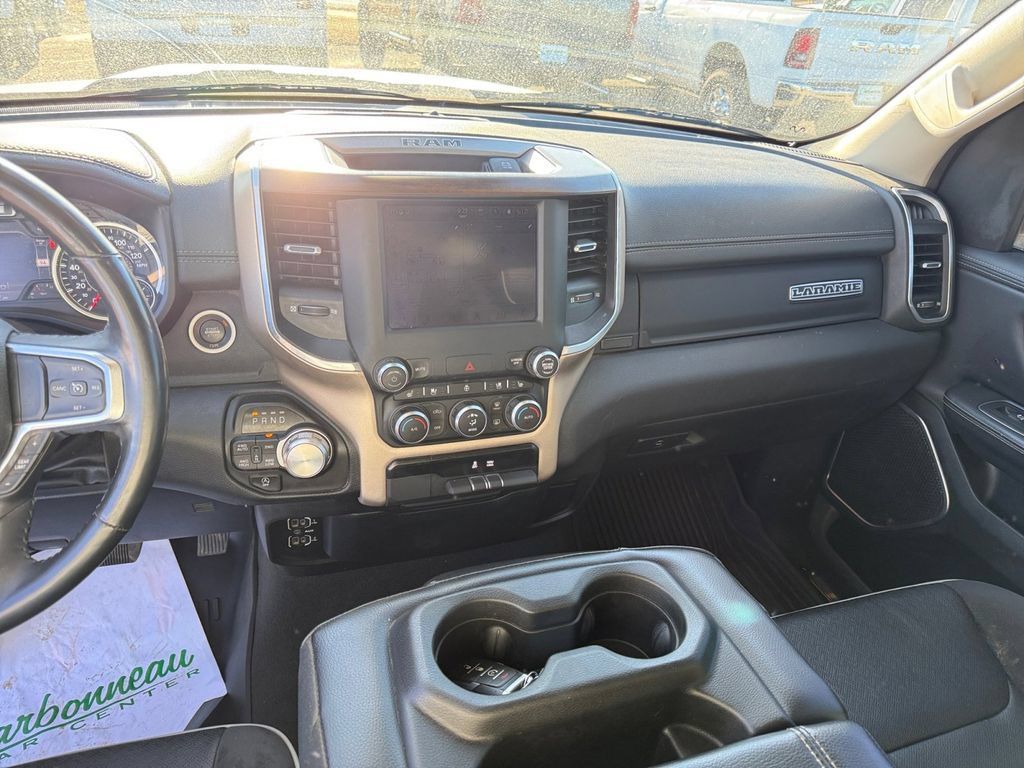 Used 2022 RAM 1500 Laramie AWD/4WD image 13
