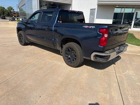 Used 2020 Chevrolet Silverado 1500 LT w/ Convenience Package AWD/4WD image 7