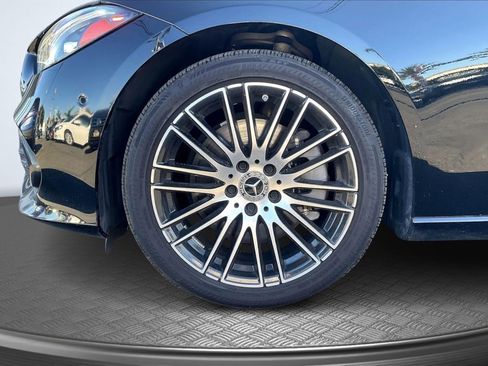 Used 2022 Mercedes-Benz C 300 Sedan w/ Exclusive Trim Package image 9