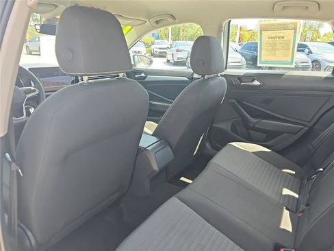 Used 2025 Volkswagen Jetta S FWD image 9