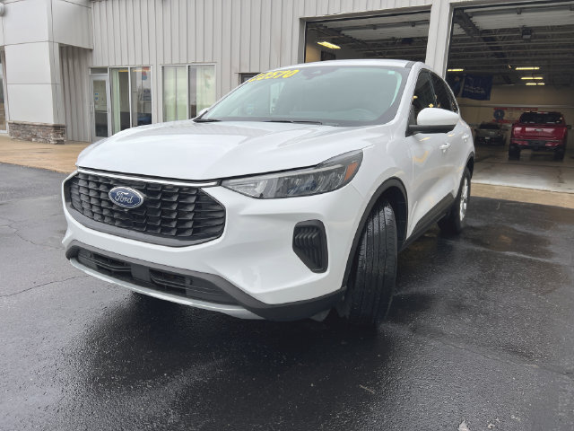 Used 2023 Ford Escape Active w/ Tech Pack #2 AWD/4WD image 5