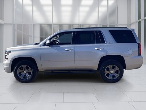 Used 2019 Chevrolet Tahoe LT w/ Luxury Package image 3