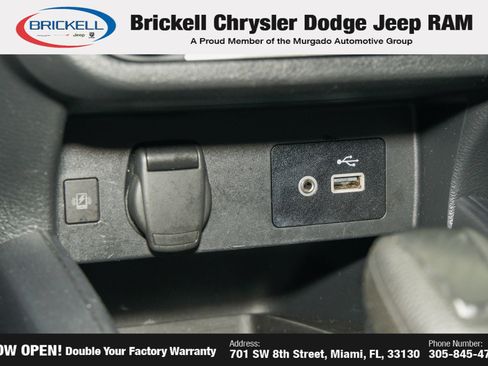 Used 2024 Nissan Versa SV FWD image 25