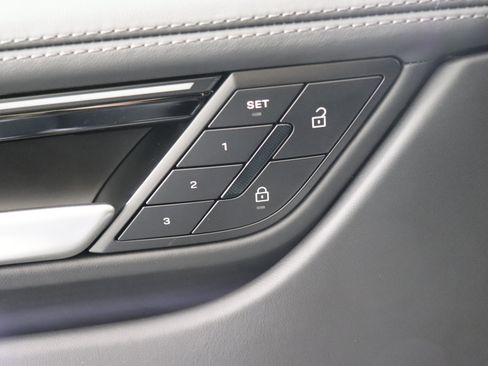 Used 2025 Porsche Macan Electric image 26