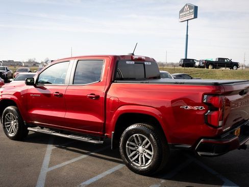 Used 2024 Chevrolet Colorado LT w/ LT Convenience Package III image 28