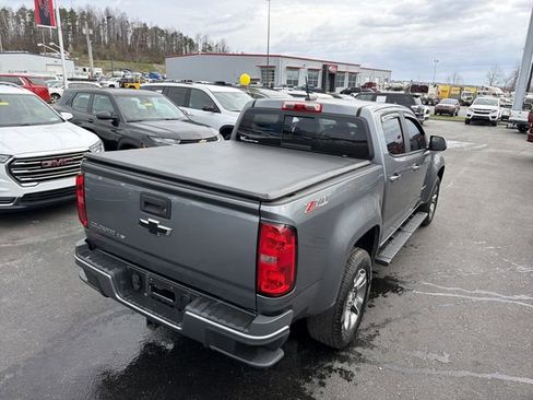 Used 2018 Chevrolet Colorado Z71 w/ LPO, Premium Interior Package image 5