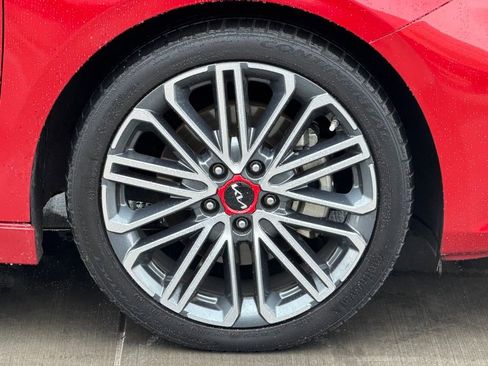 Used 2022 Kia Forte GT w/ GT Technology Package image 11