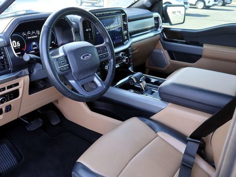 Certified 2023 Ford F150 Lariat AWD/4WD image 4