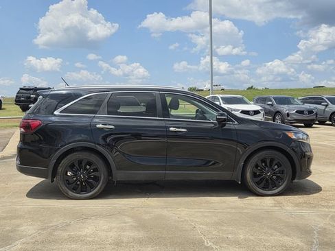 Used 2020 Kia Sorento EX FWD image 3