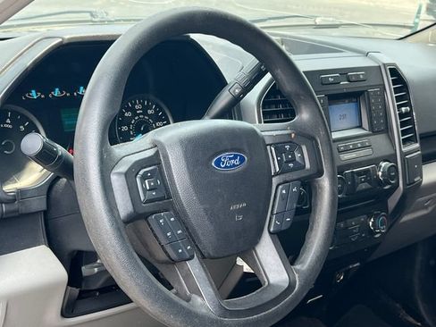 Used 2018 Ford F150 XLT AWD/4WD image 14