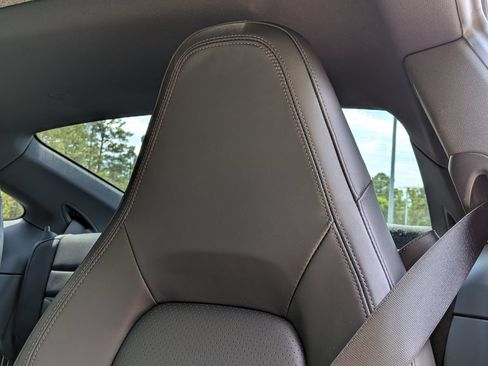 Certified 2026 Porsche 911 Carrera RWD image 6
